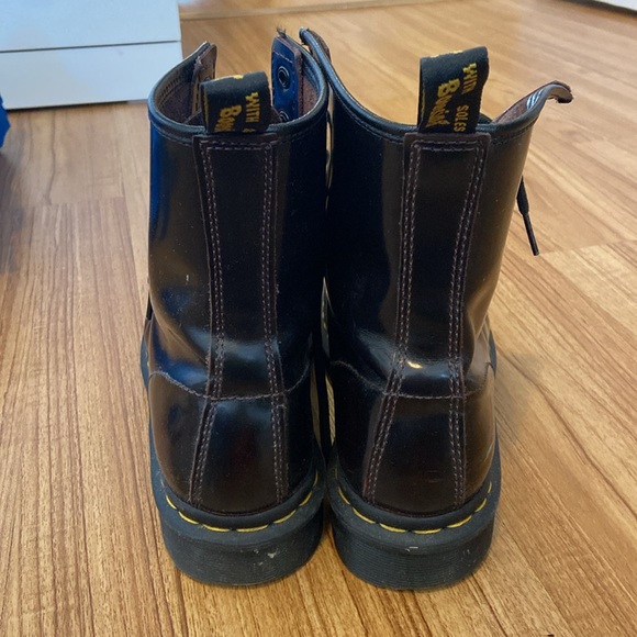 1460 Dr Marten Lace up Boots - Picture 6 of 7